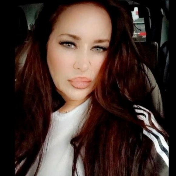 Meet your Posher, Tn I love Sphynx also have one male for sale - Picture 2 of 4